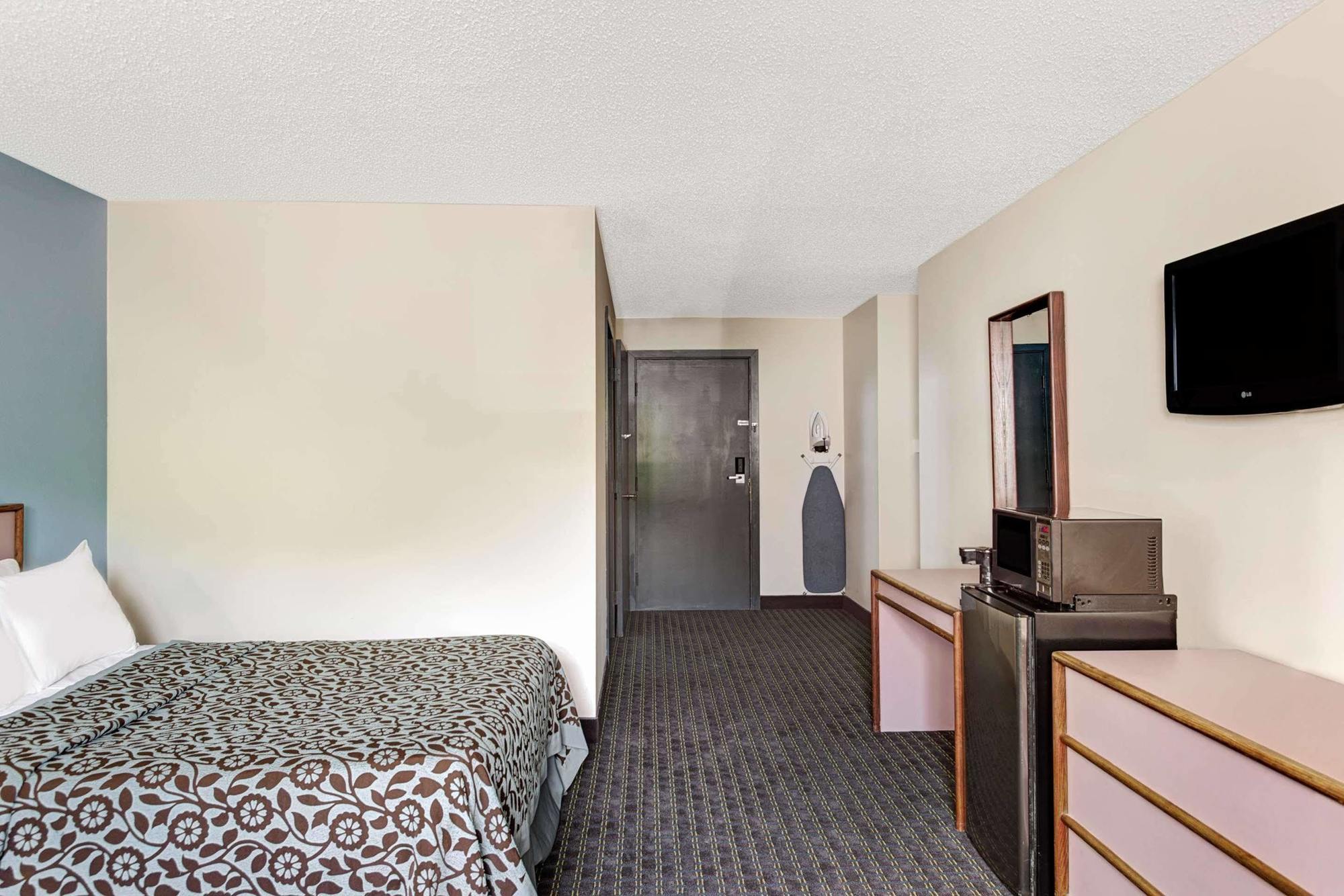 Days Inn By Wyndham Shrewsbury Worcester Ngoại thất bức ảnh